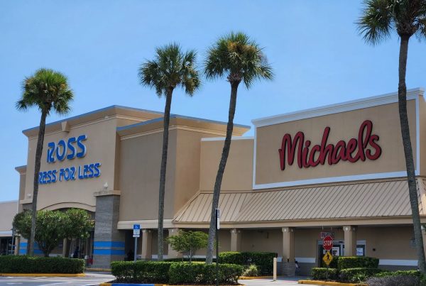 Ross and Michaels, surrounded by Palm trees